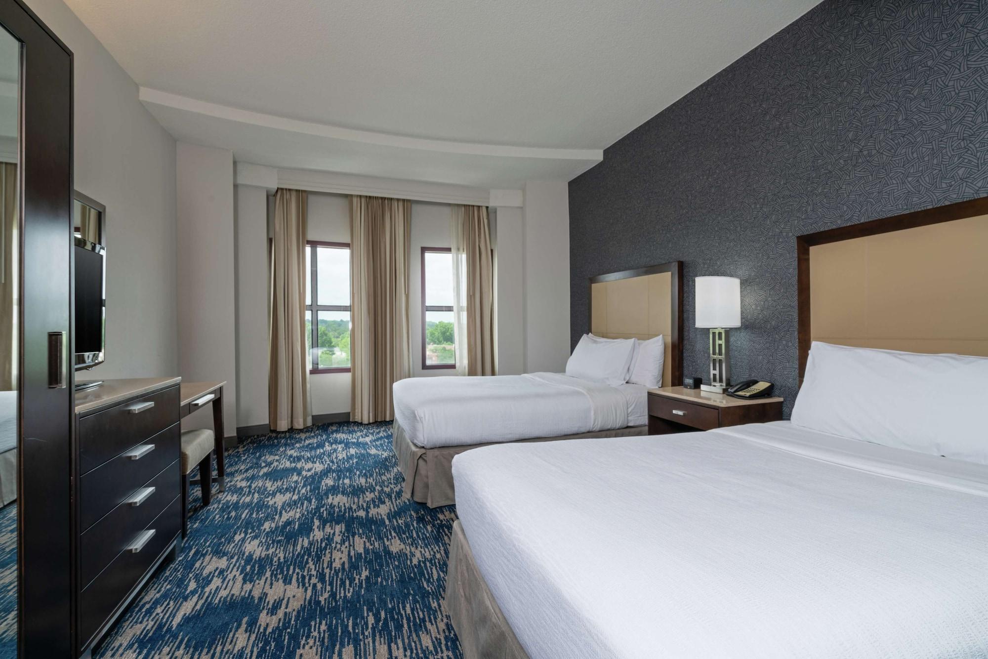 Embassy Suites By Hilton Alexandria Old Town Extérieur photo