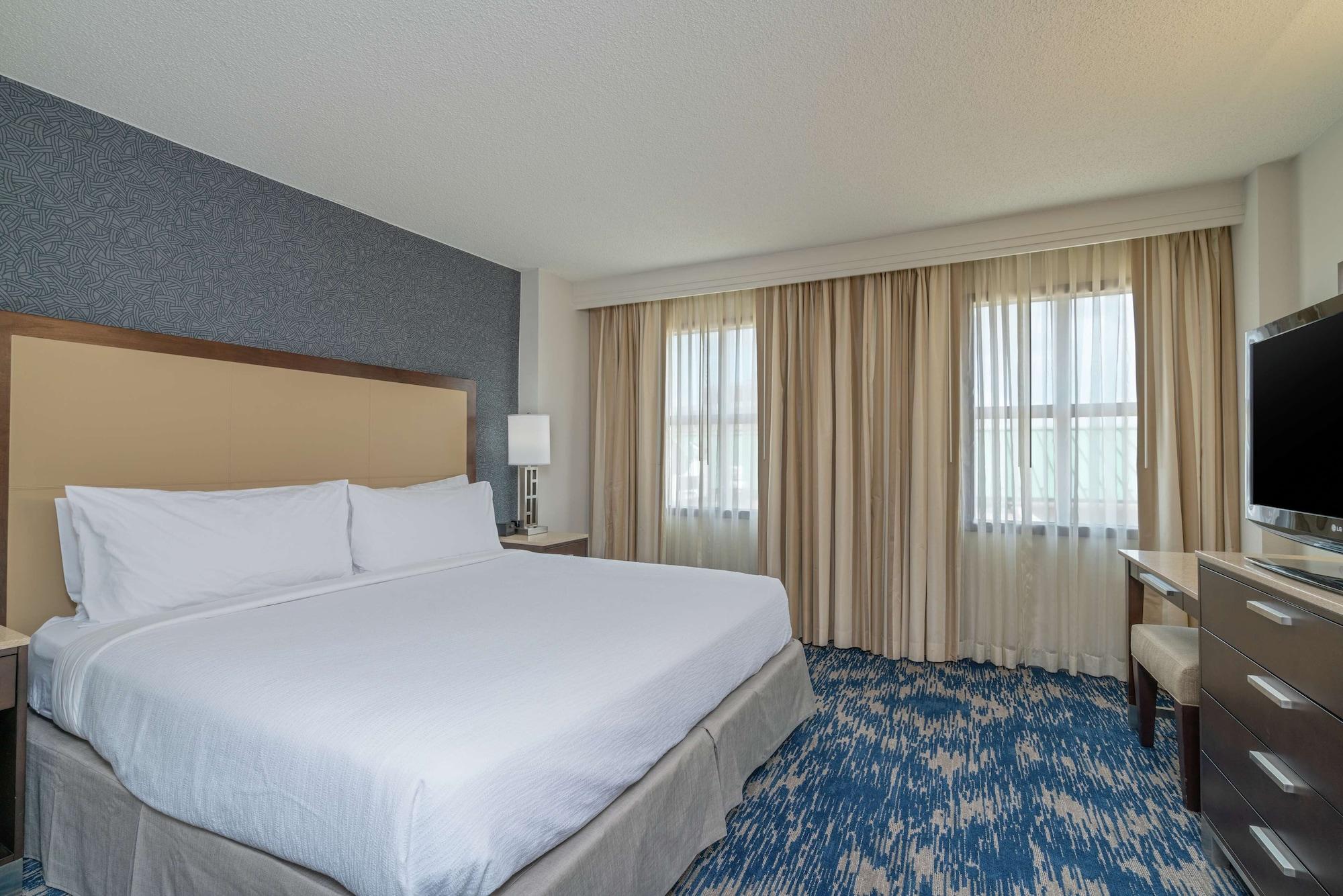 Embassy Suites By Hilton Alexandria Old Town Extérieur photo